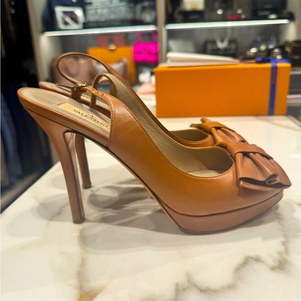 Valentino Slingback - Picture 1 of 4
